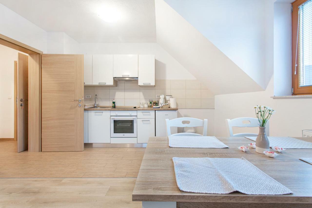 Apartments Roberta ブレッド エクステリア 写真