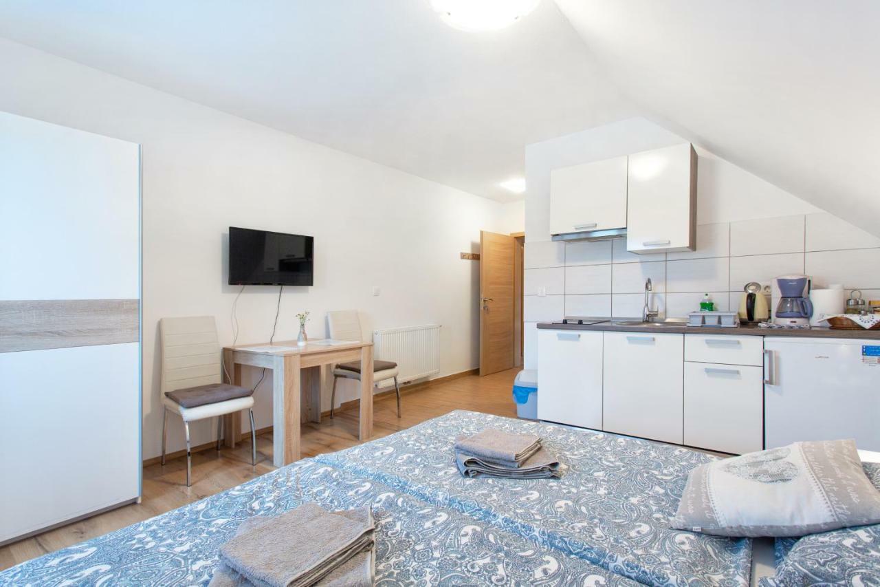Apartments Roberta ブレッド エクステリア 写真