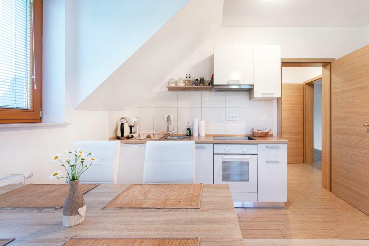 Apartments Roberta ブレッド エクステリア 写真
